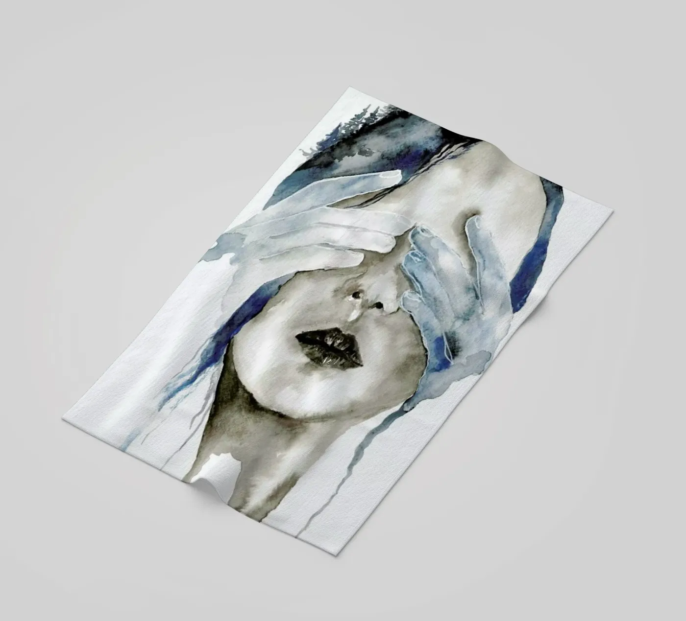 Hidden beach towel by Larissa van der Laan