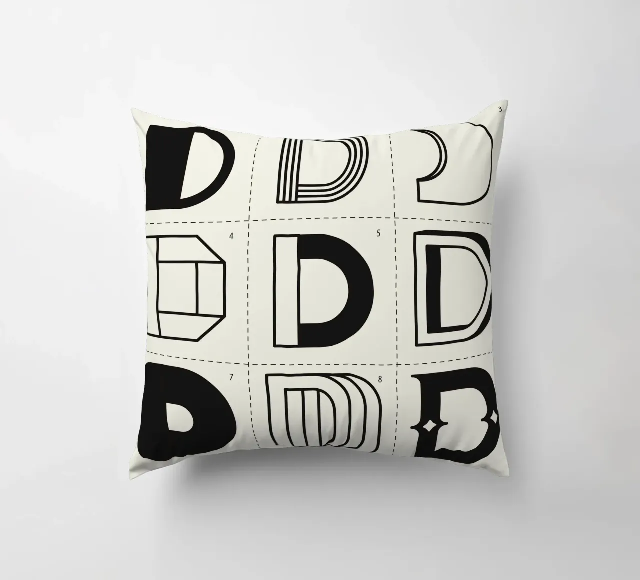 Letter D Kissen von Lidia Blomgren