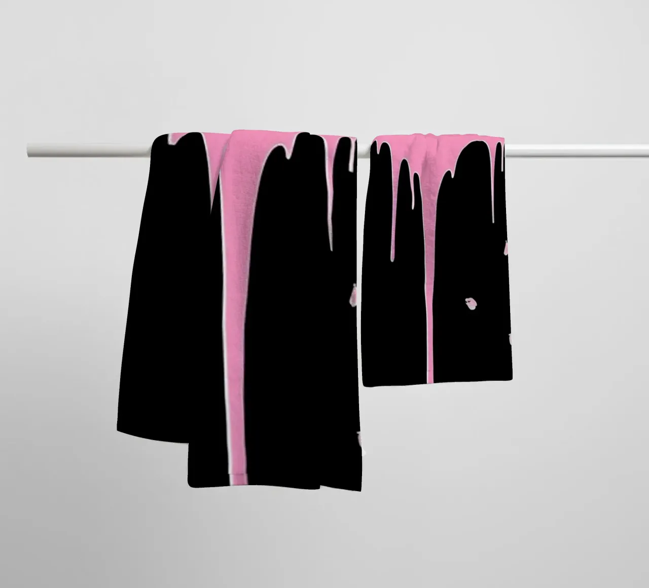 Fiori di ciliegio che gocciolano - Pop Art asciugamano da bagno da ColorCrash Gallery