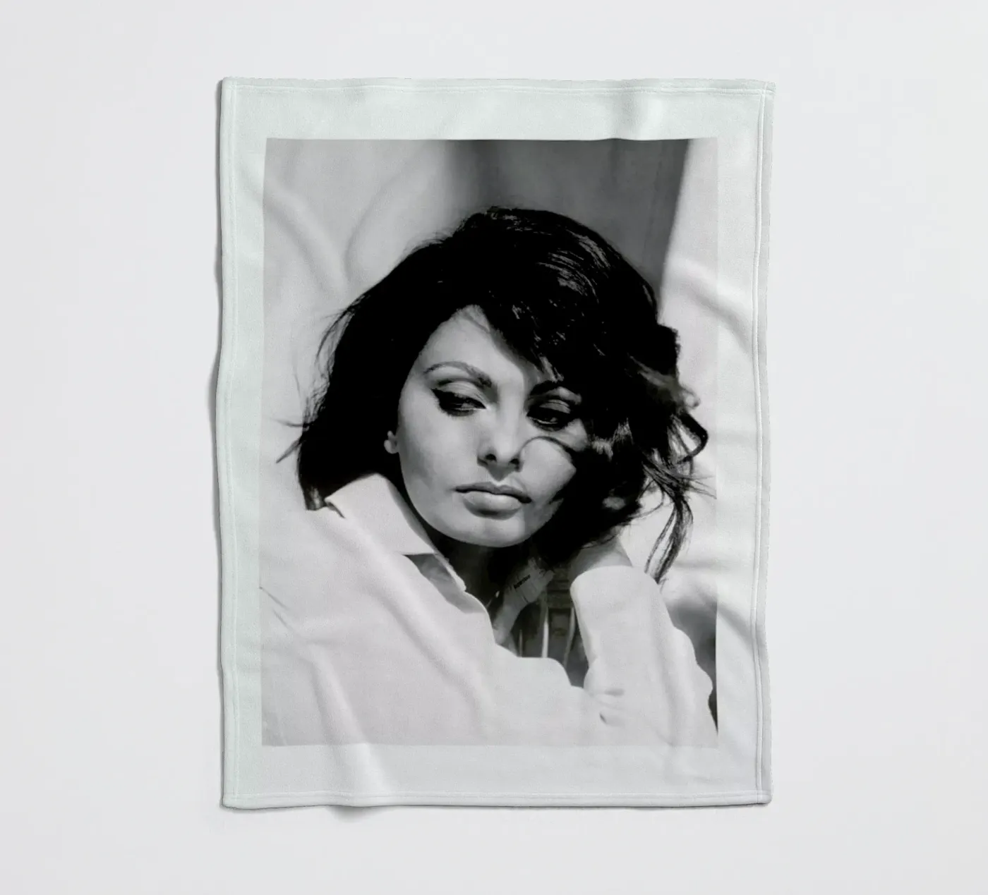 Sofia Loren, 1969 fleecedeken van Gallery Print and Art Limited