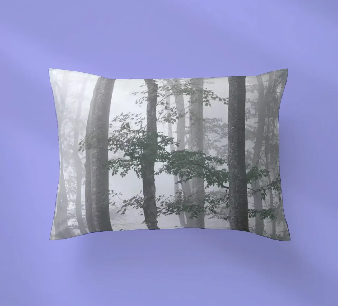 Foggy Autumn Forest cuscino da Studio Nahili