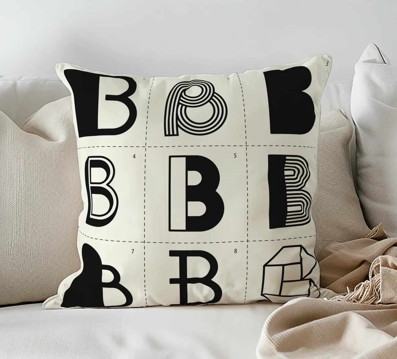 Letter B cuscino da Lidia Blomgren