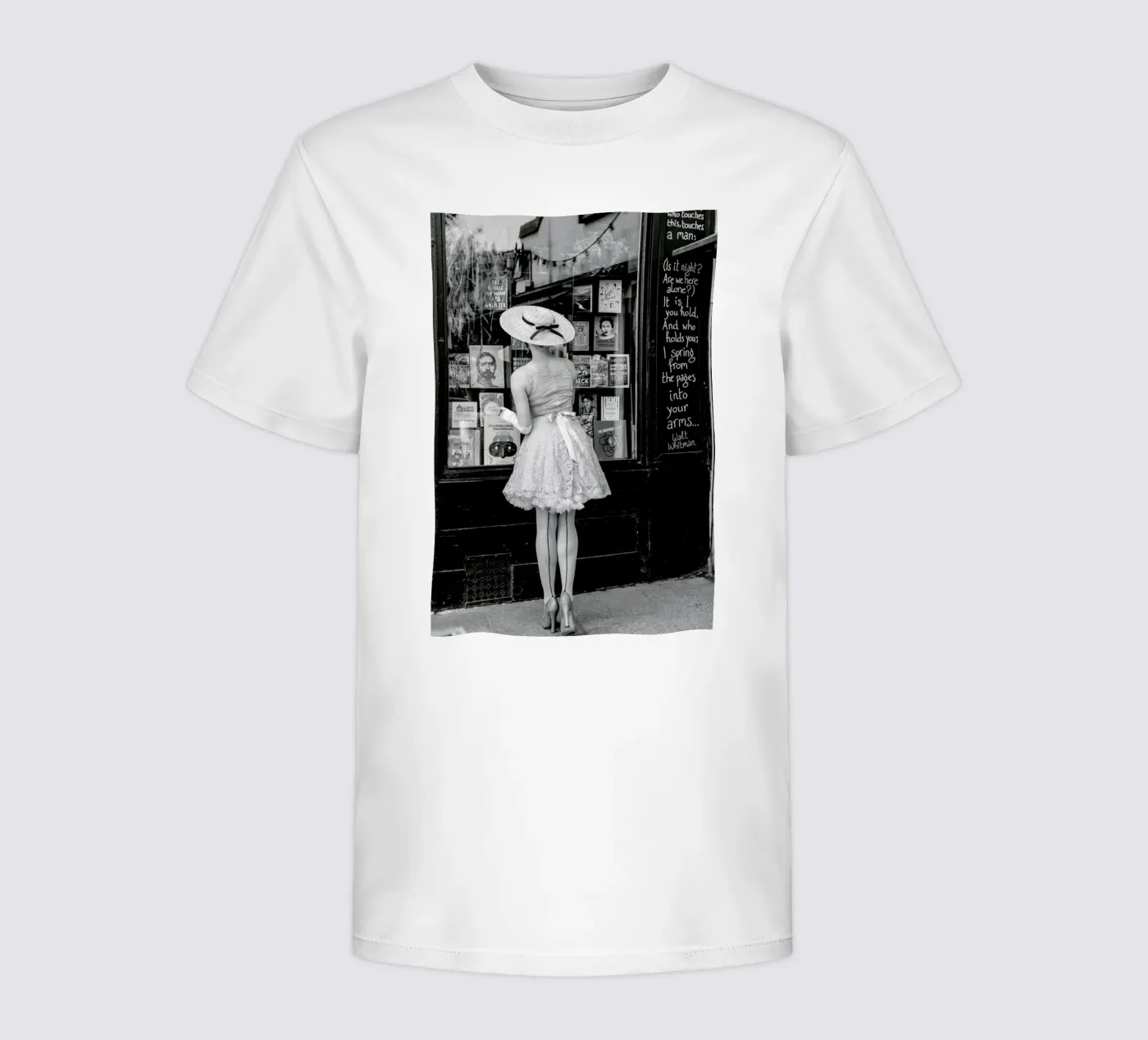 Window Shopping t-shirt bambini da Magdalena Martin Photography