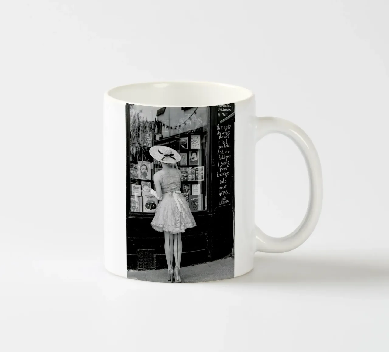 Window Shopping tazza in ceramica da Magdalena Martin Photography