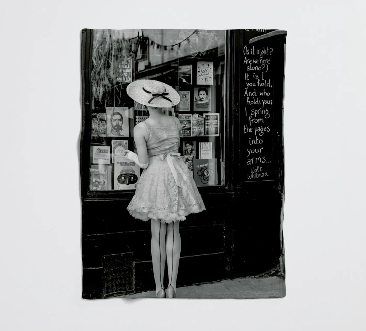Window Shopping Fleecedecke von Magdalena Martin Photography
