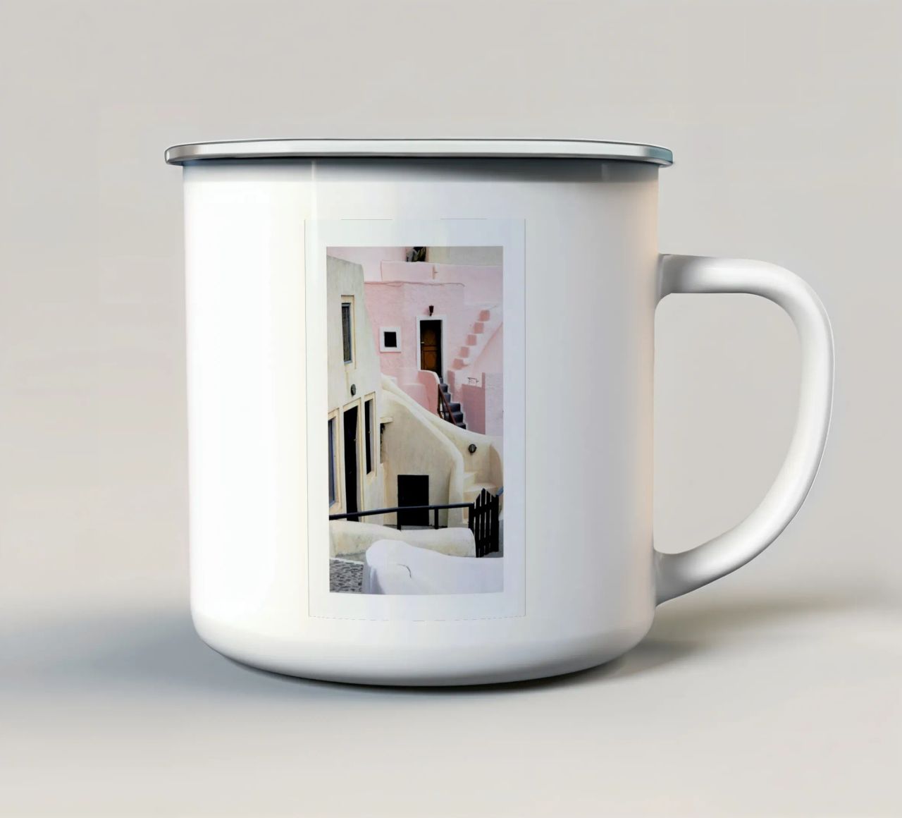 Santorini Emaille Tasse von METROPOLIS