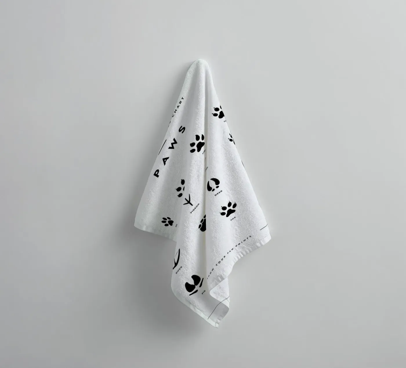 Paws chart badhanddoek van daylight design studio