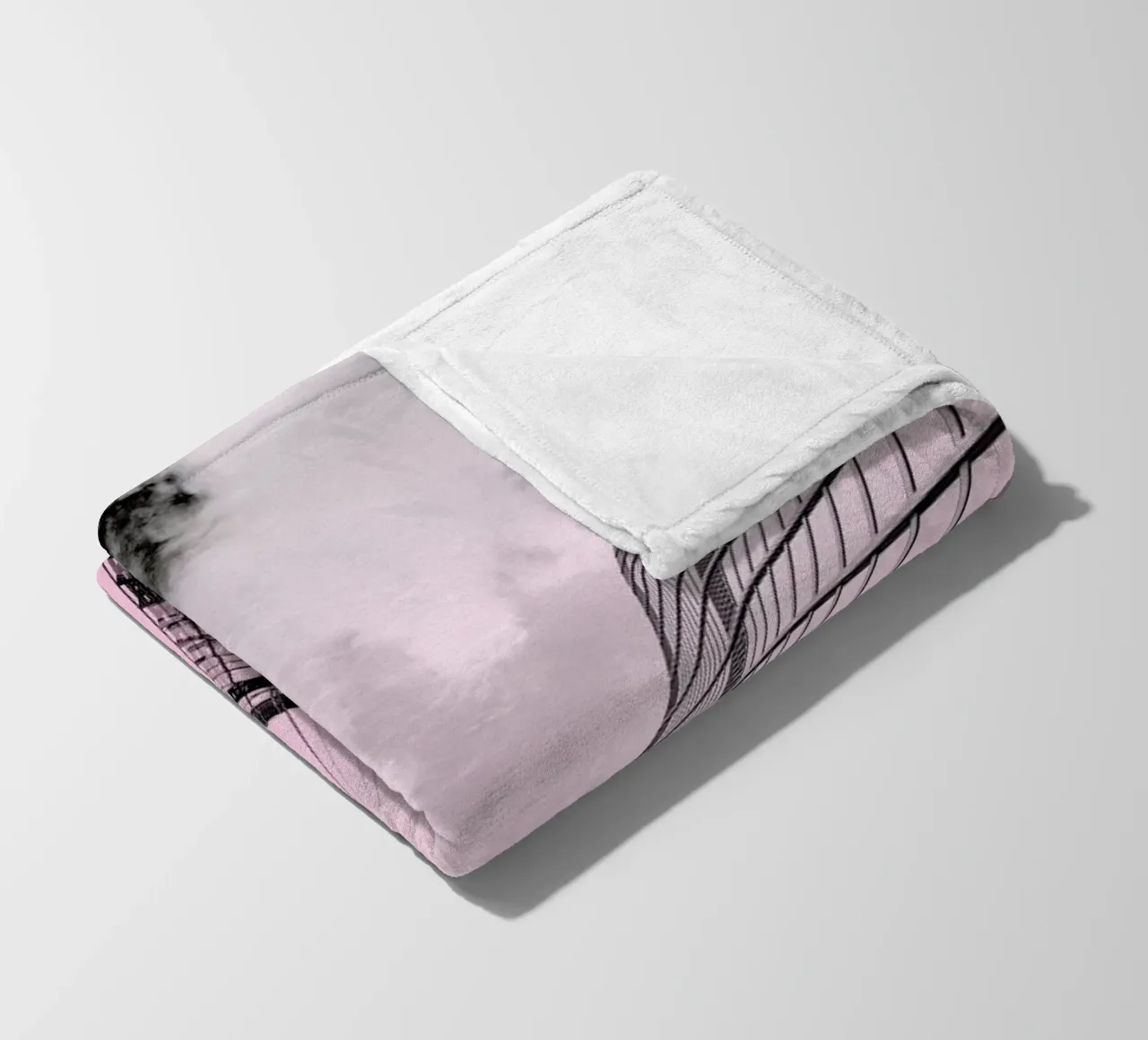 Skyscraper Fleecedecke von Nordic Creators