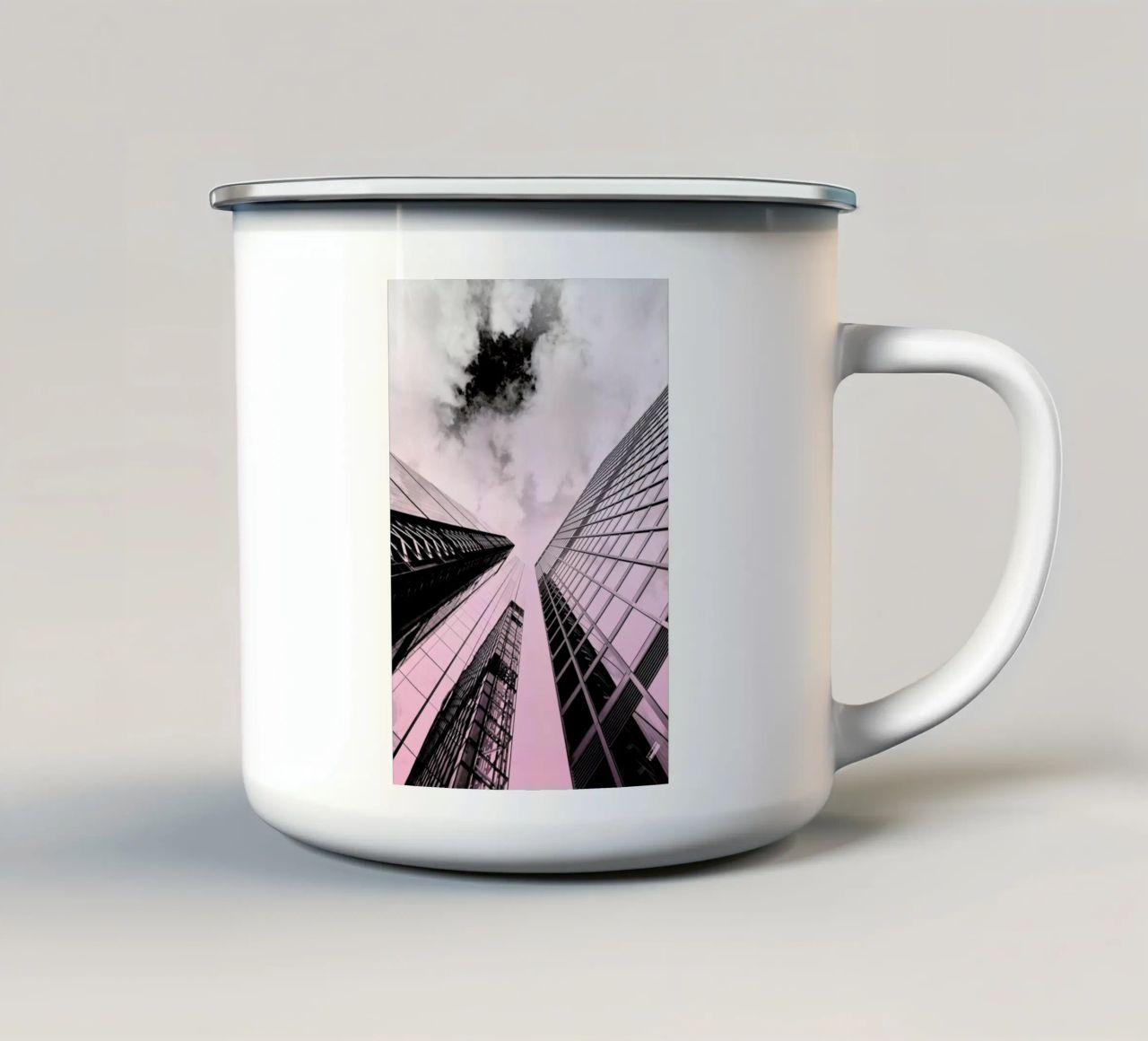 Skyscraper tazza in smalto da Nordic Creators