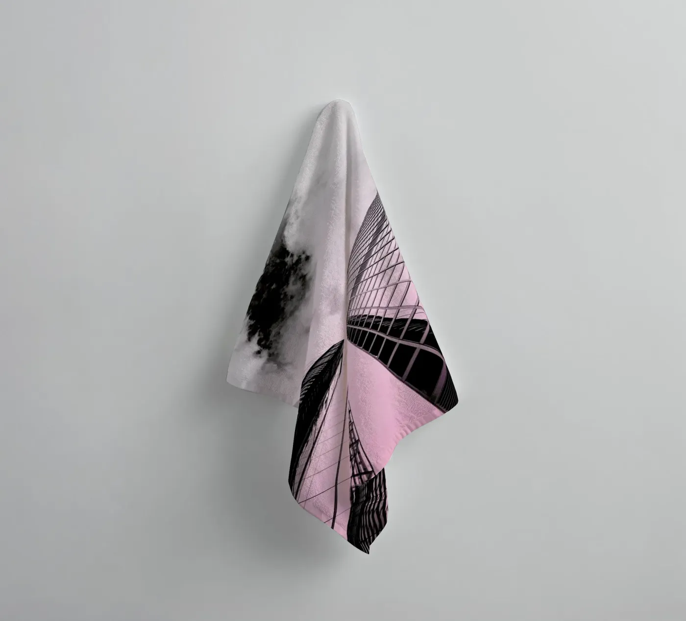 Skyscraper Handtuch von Nordic Creators