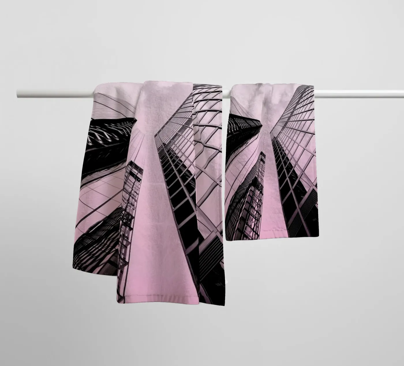 Skyscraper badhanddoek van Nordic Creators