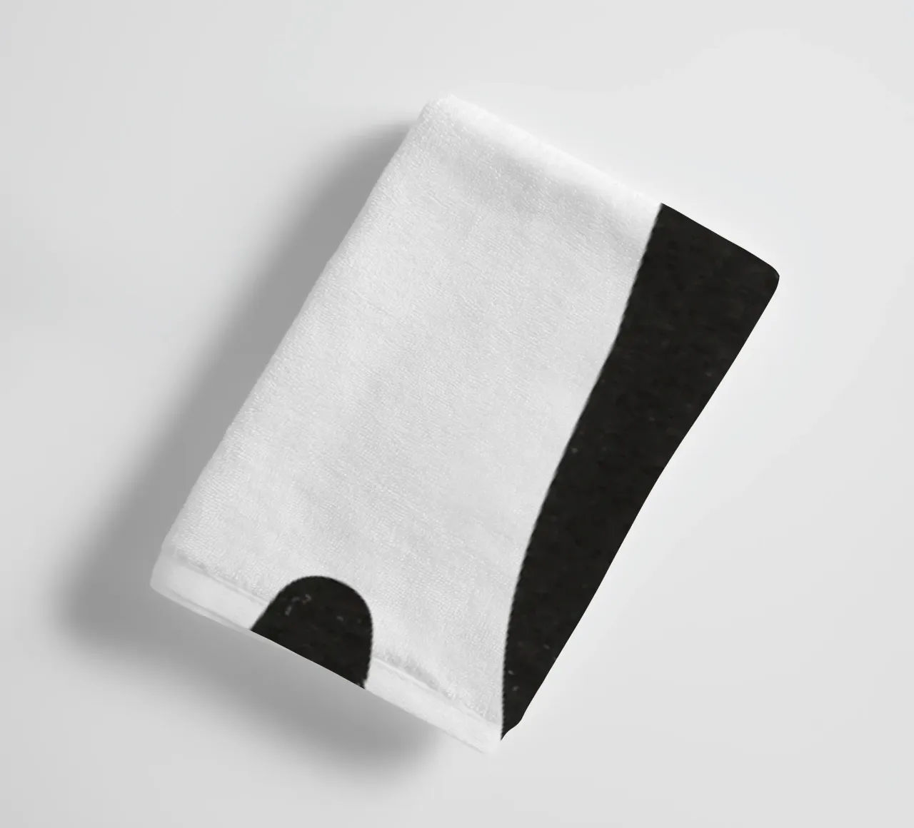 Minimalista astratto fiore Boho Mid Century modello nero asciugamano da bagno da This Wild Soul - Illustration