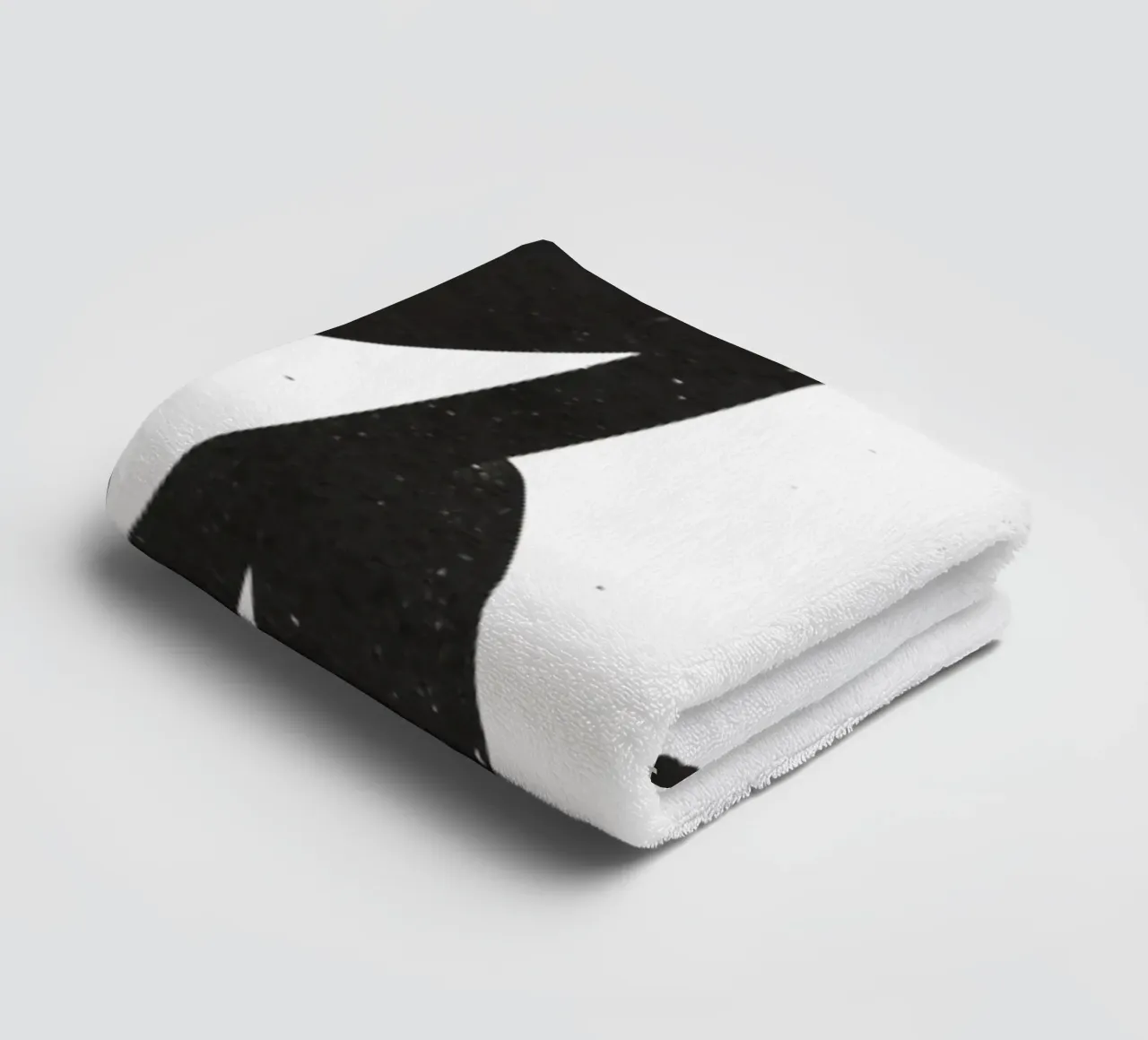 Minimalista astratto fiore Boho Mid Century modello nero asciugamano da bagno da This Wild Soul - Illustration