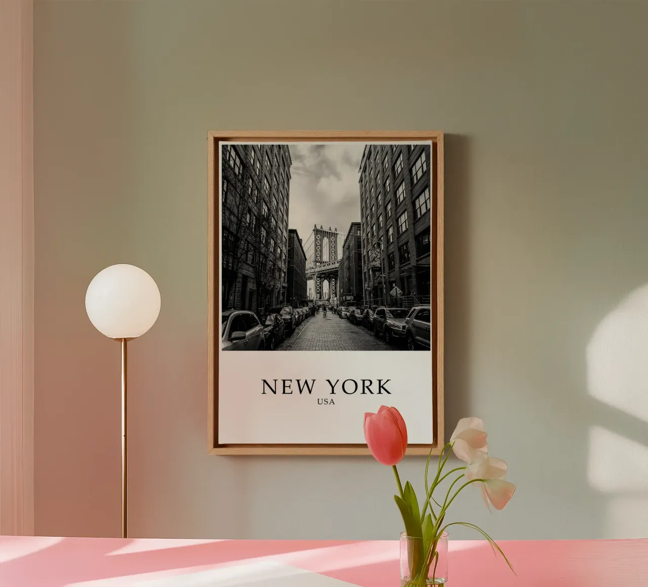 New York City Architecture Scene Greyscale tela con Cornice a cassetta da Charnwood Prints