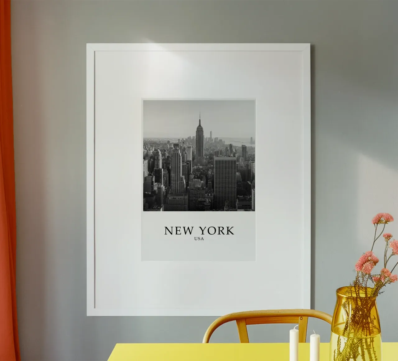 Empire State Building New York City USA Skyline Greyscale poster con telaio in plastica da Charnwood Prints