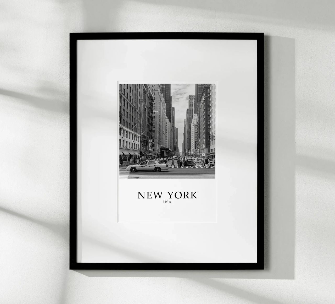 New York USA Cityscape Scene Greyscale Poster von Charnwood Prints