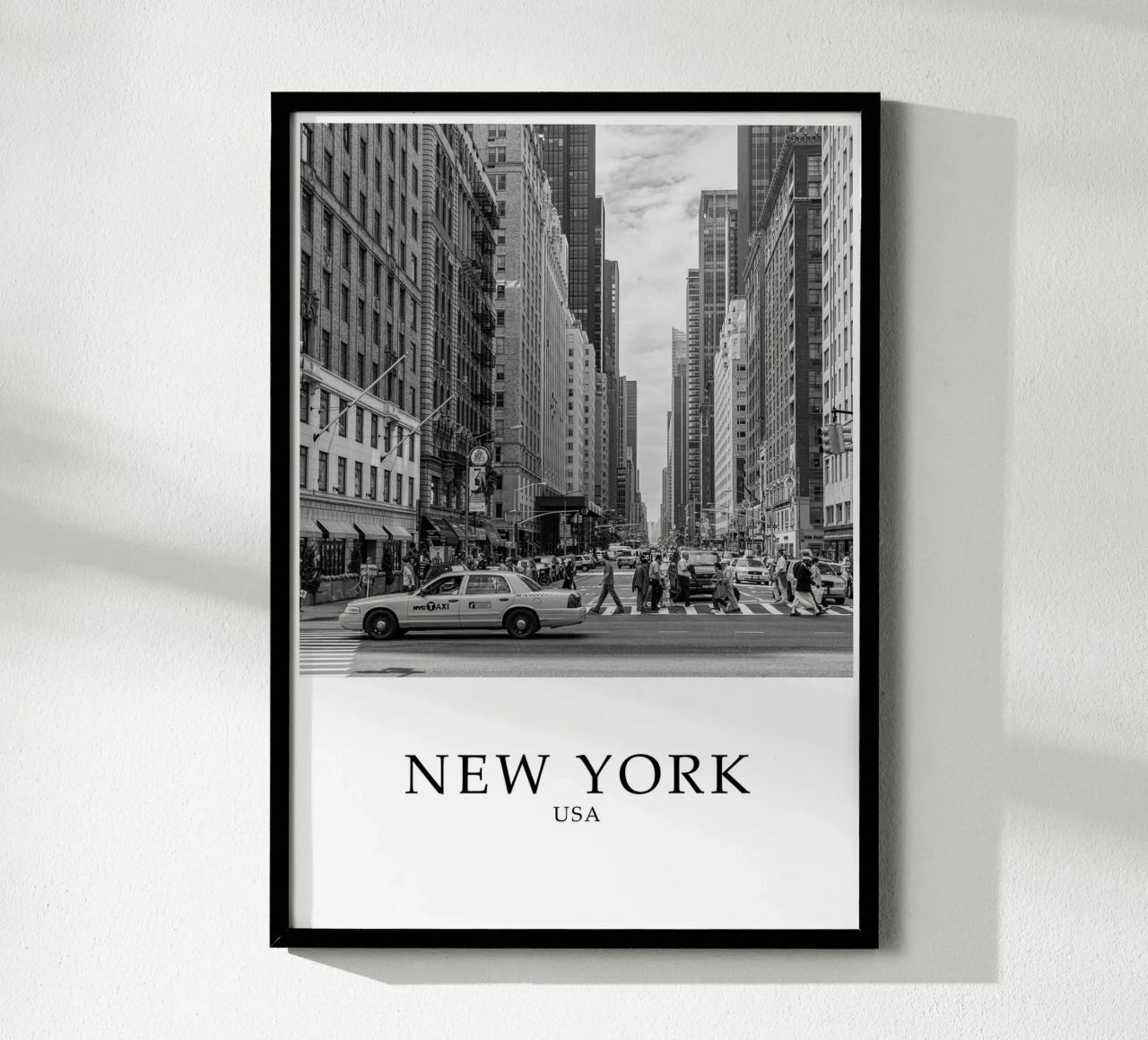 New York USA Cityscape Scene Greyscale Poster von Charnwood Prints