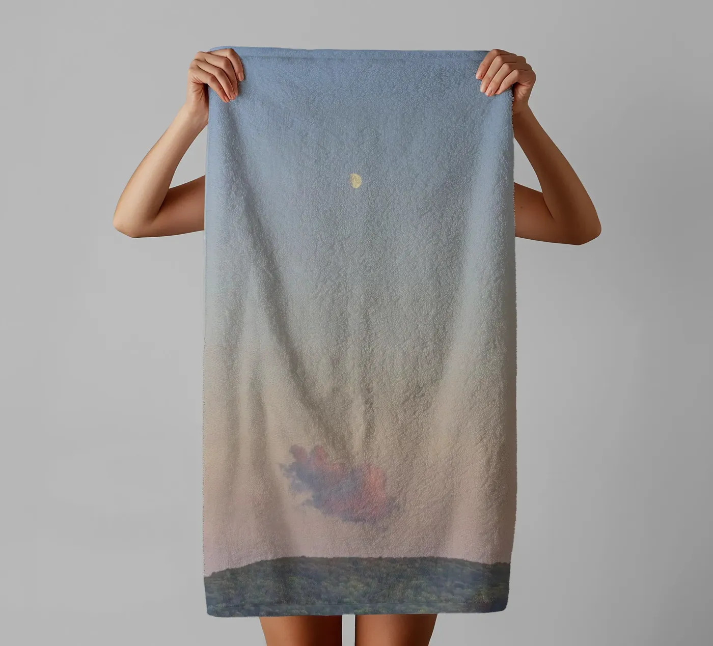 Forest Cloud Moon Handtuch von Nur Mut