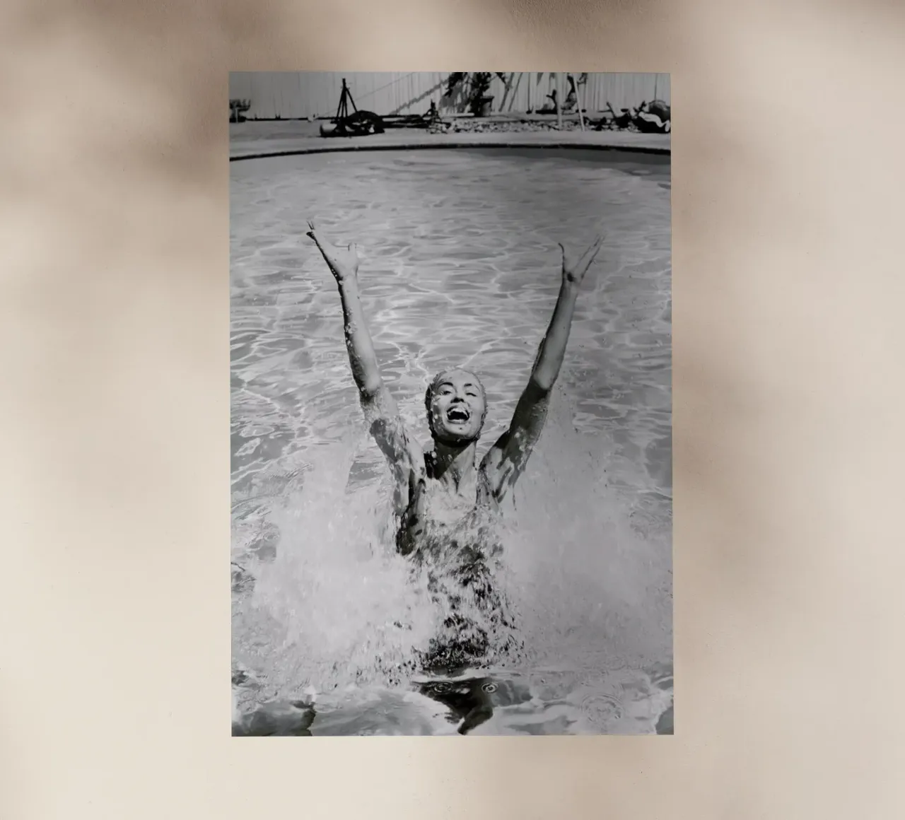 Splash pellicola backlit da METROPOLIS