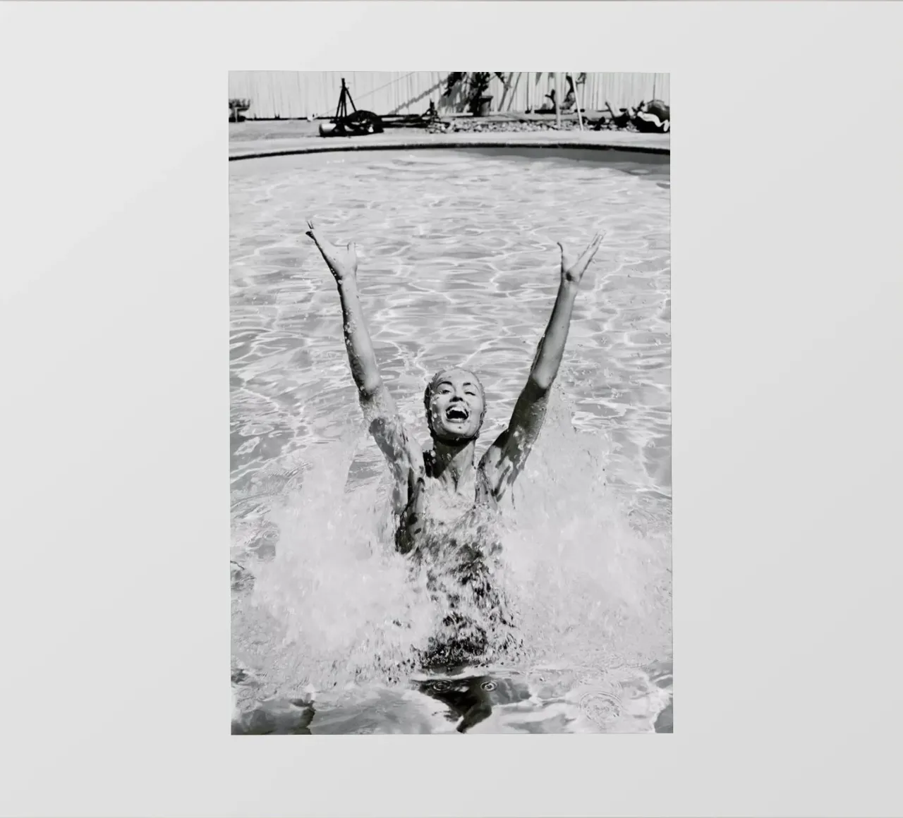 Splash pellicola backlit da METROPOLIS