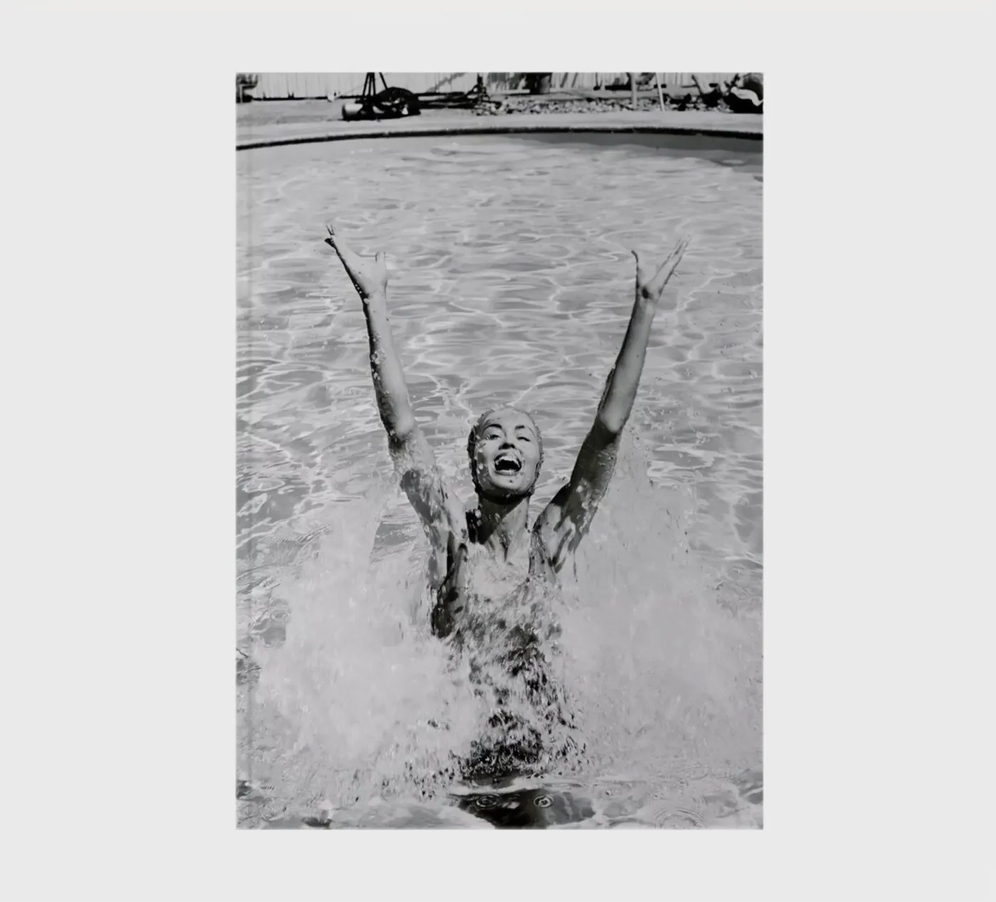 Splash notebook by METROPOLIS