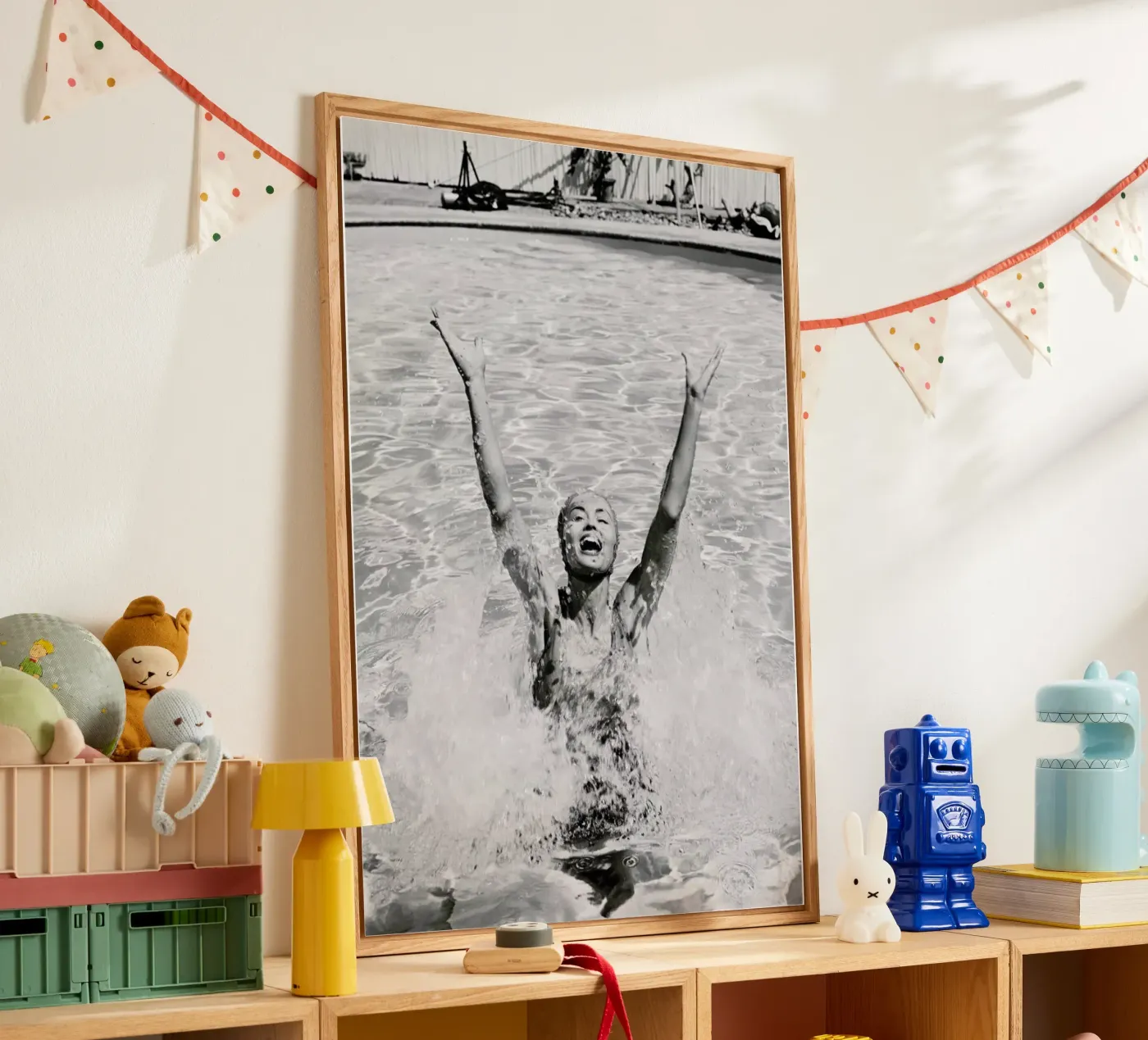 Splash acrylic glass by METROPOLIS