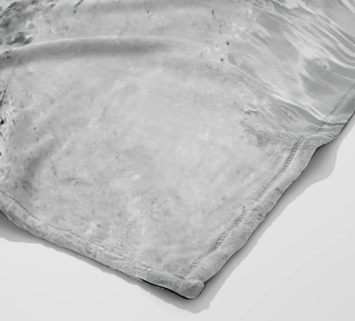 Splash fleece blanket by METROPOLIS