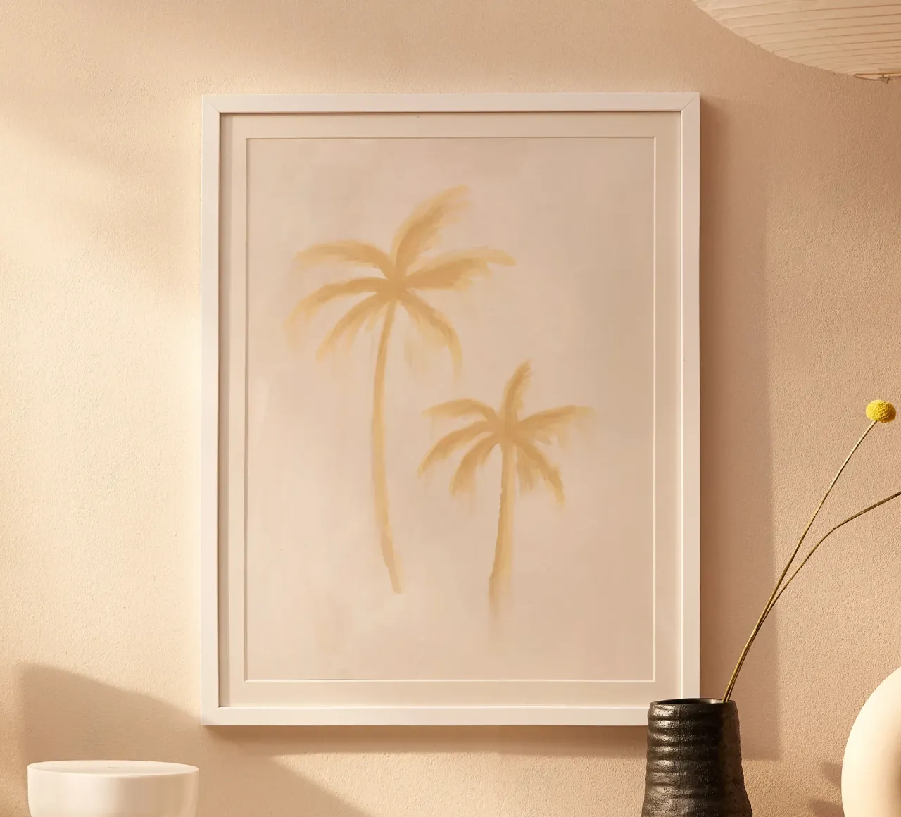 Isola sognante Boho Bianco Pastello Costiero Palme di cocco poster con telaio in plastica da This Wild Soul - Illustration