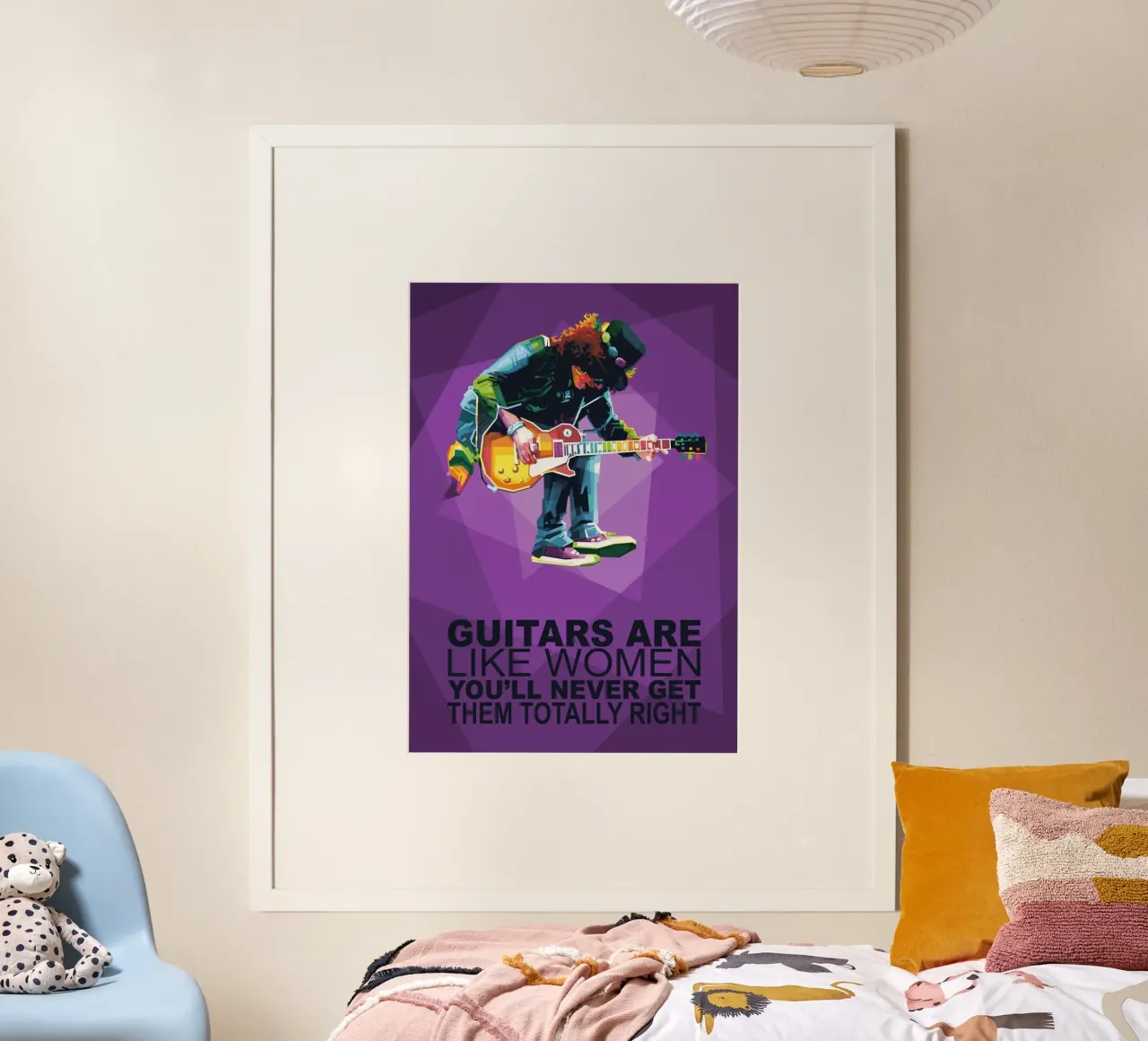 Le chitarre sono come le donne, non si riesce mai ad azzeccarle del tutto. poster con telaio in legno da Alkahfsmart