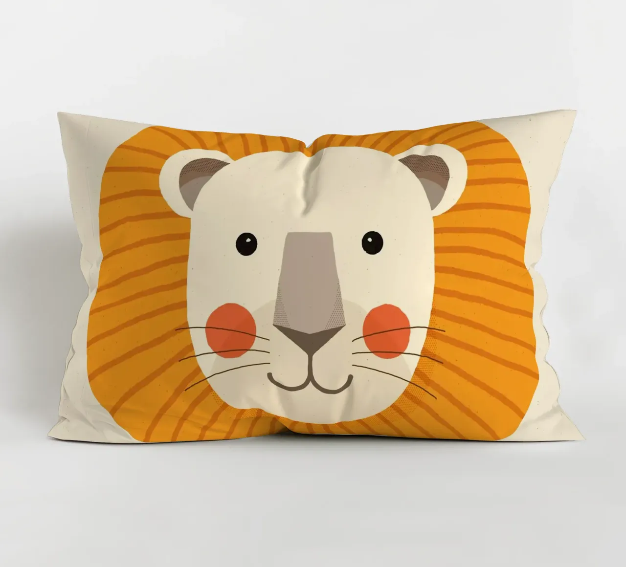 Leone, ritratto animale cuscino da The Printed Sparrow