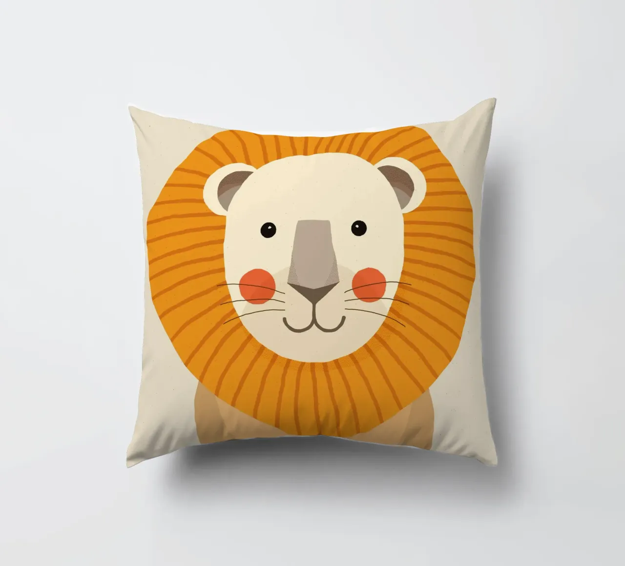 Leone, ritratto animale cuscino da The Printed Sparrow