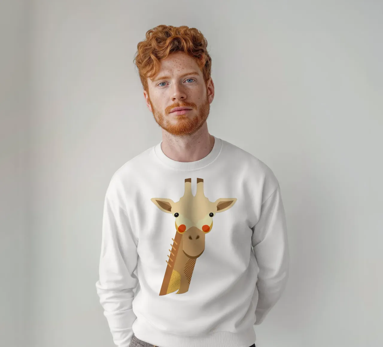 Giraffa, ritratto animale felpa da The Printed Sparrow