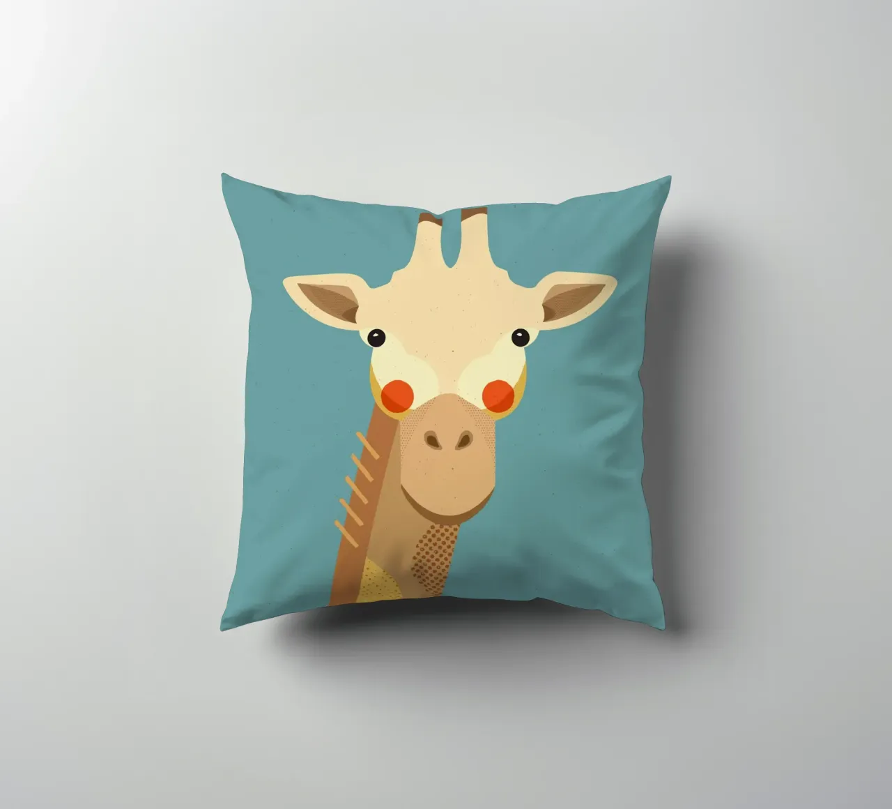 Giraffa, ritratto animale cuscino da The Printed Sparrow