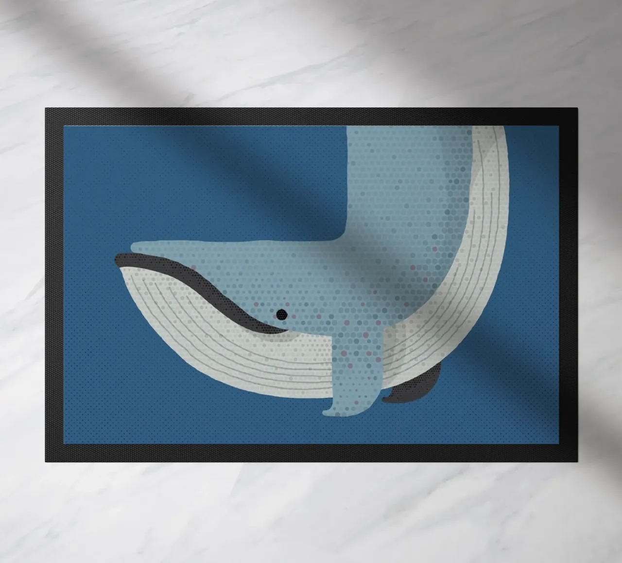 Whimsy Blauwal Fußmatte von The Printed Sparrow