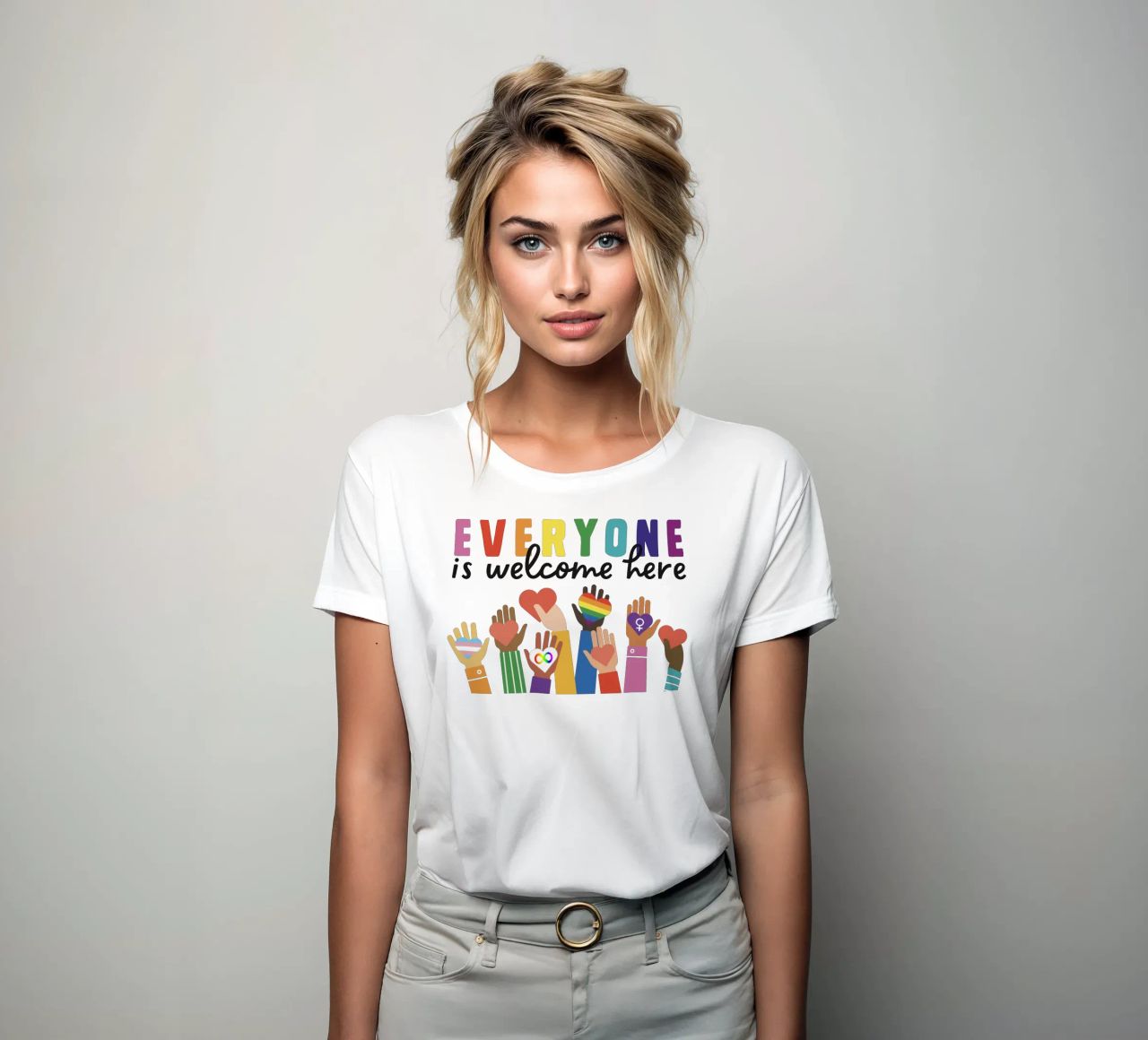 Tout le monde est le bienvenu ici V11 t-shirt ajusté pour femmes de heatherloulin