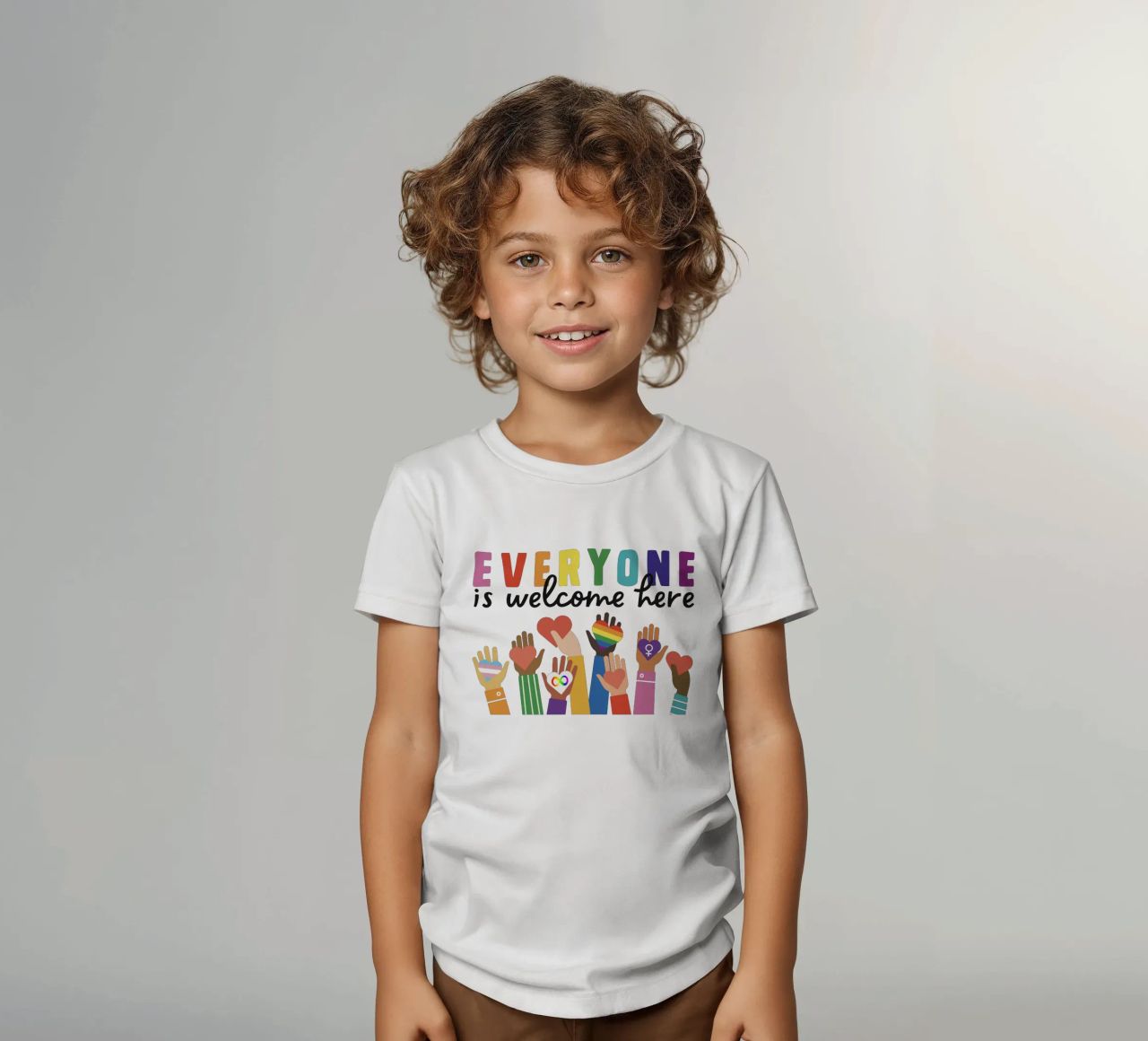 Tout le monde est le bienvenu ici V11 t-shirt enfant de heatherloulin