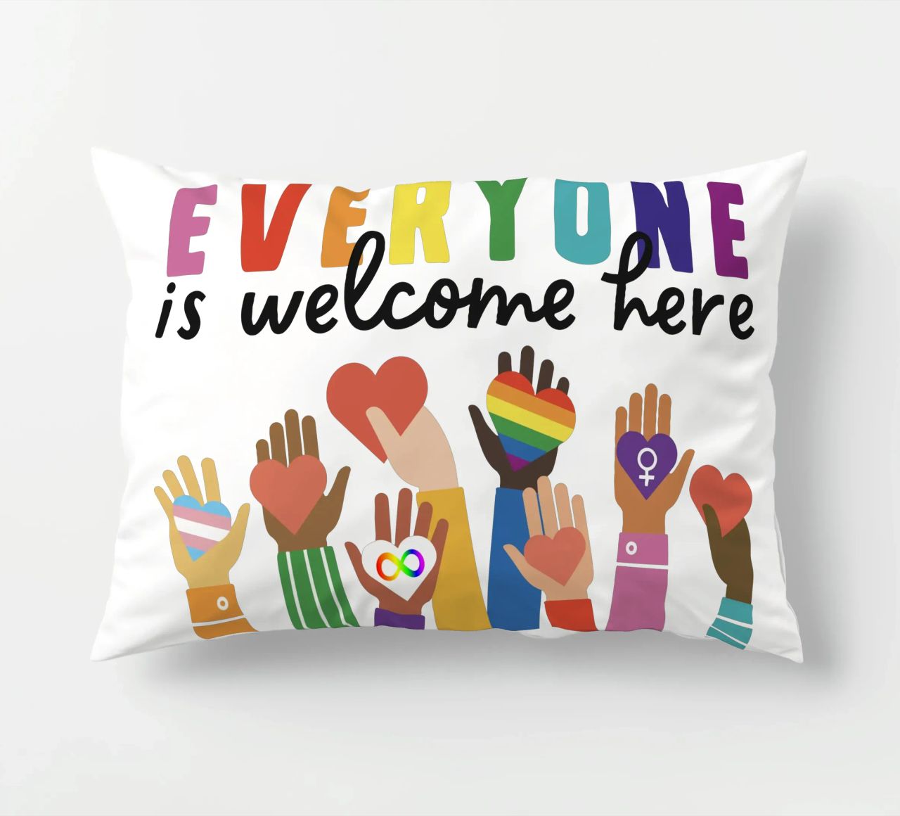 Tout le monde est le bienvenu ici V11 coussin de heatherloulin