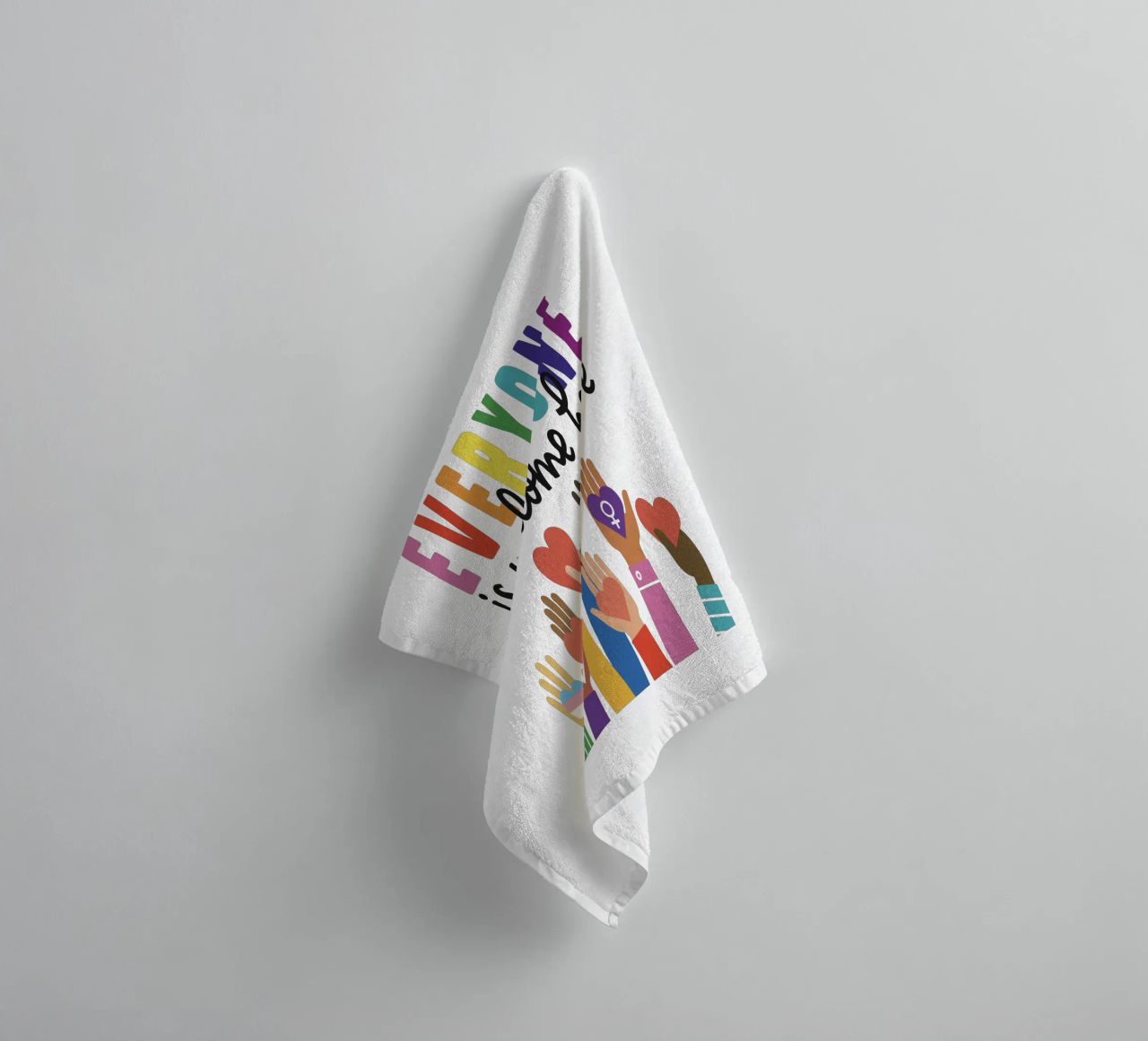 Tout le monde est le bienvenu ici V11 serviette de bain de heatherloulin