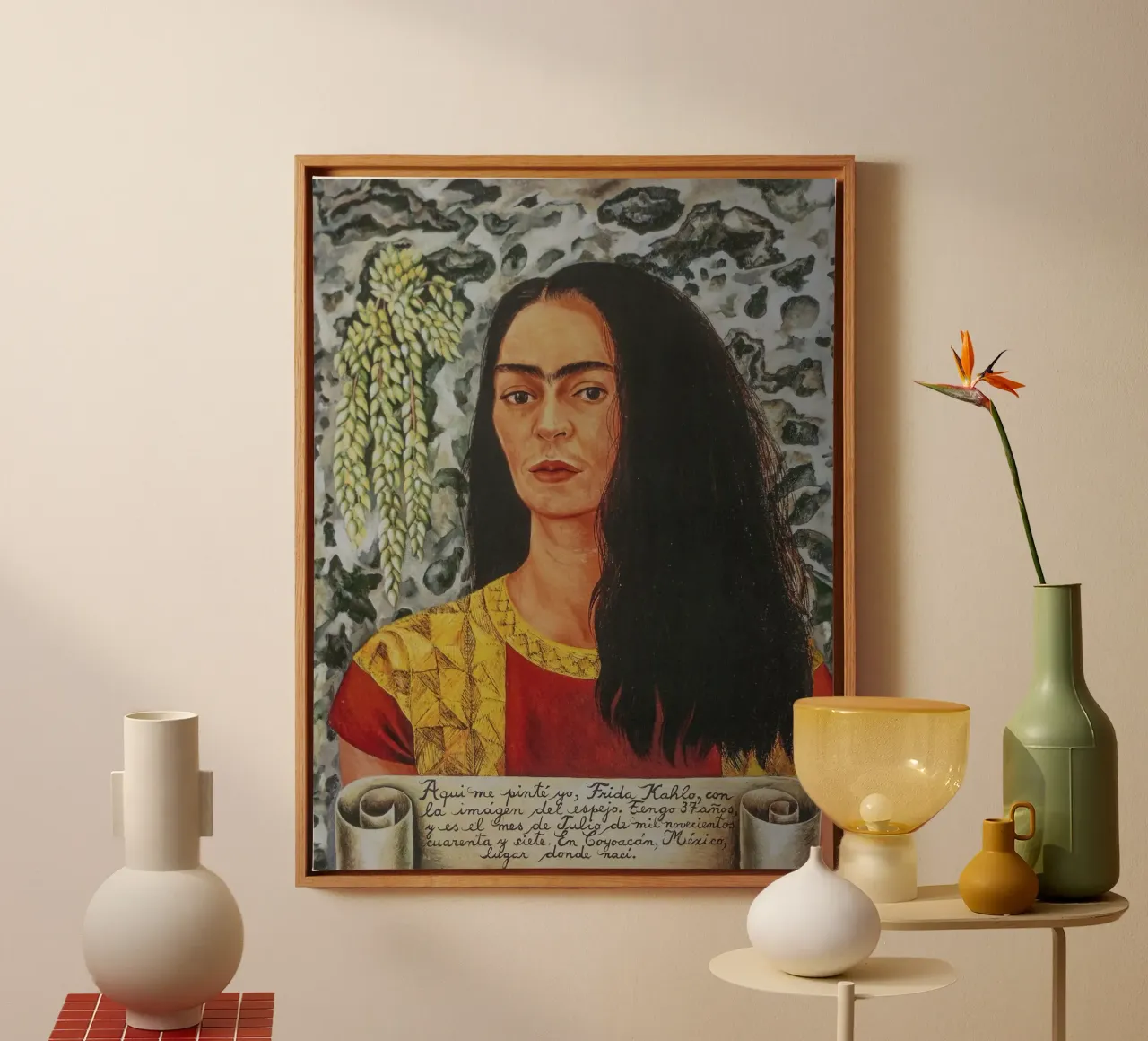 Frida Kahlo, con i capelli sciolti tela con Cornice a cassetta da Carinaprint