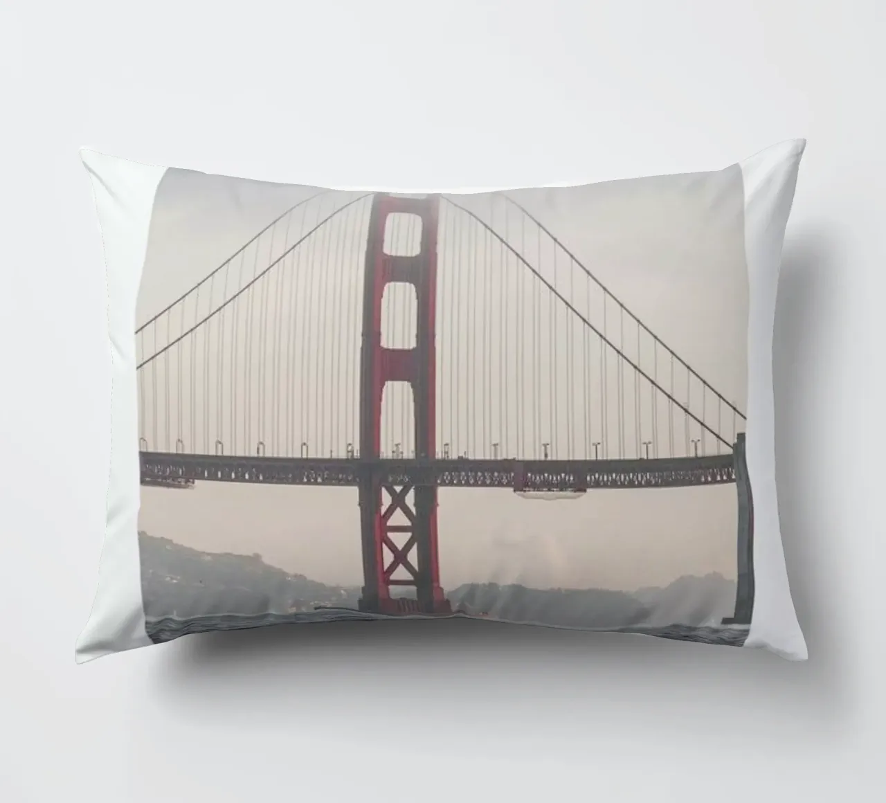 Golden Gate Bridge cuscino da METROPOLIS