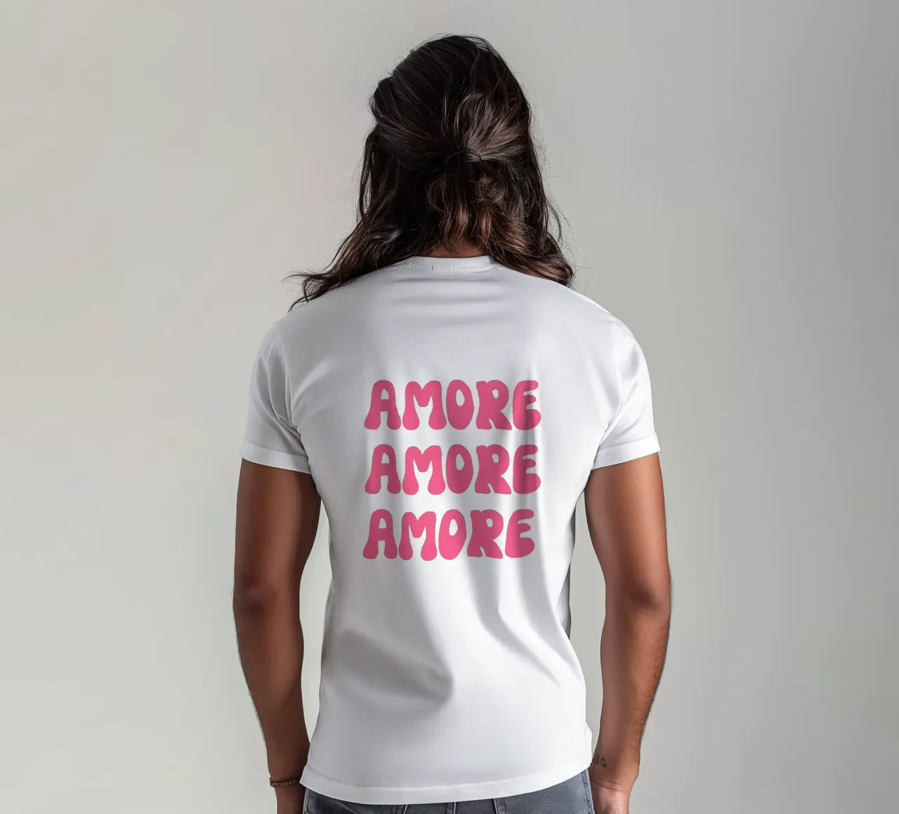 Amore Retro Pink Rot t-shirt da Alisa Knöß