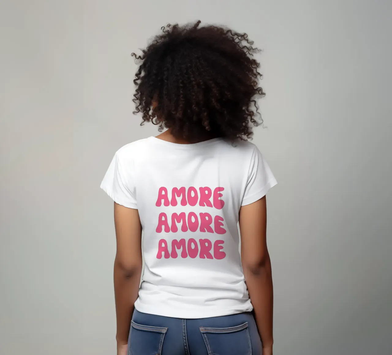 Amore Retro Pink Rot t-shirt da Alisa Knöß