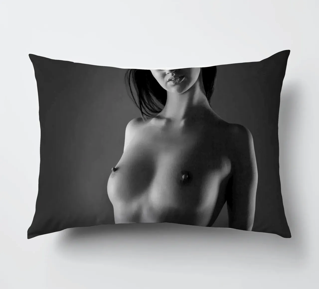 Milly Mono cuscino da Dave Hare Photography