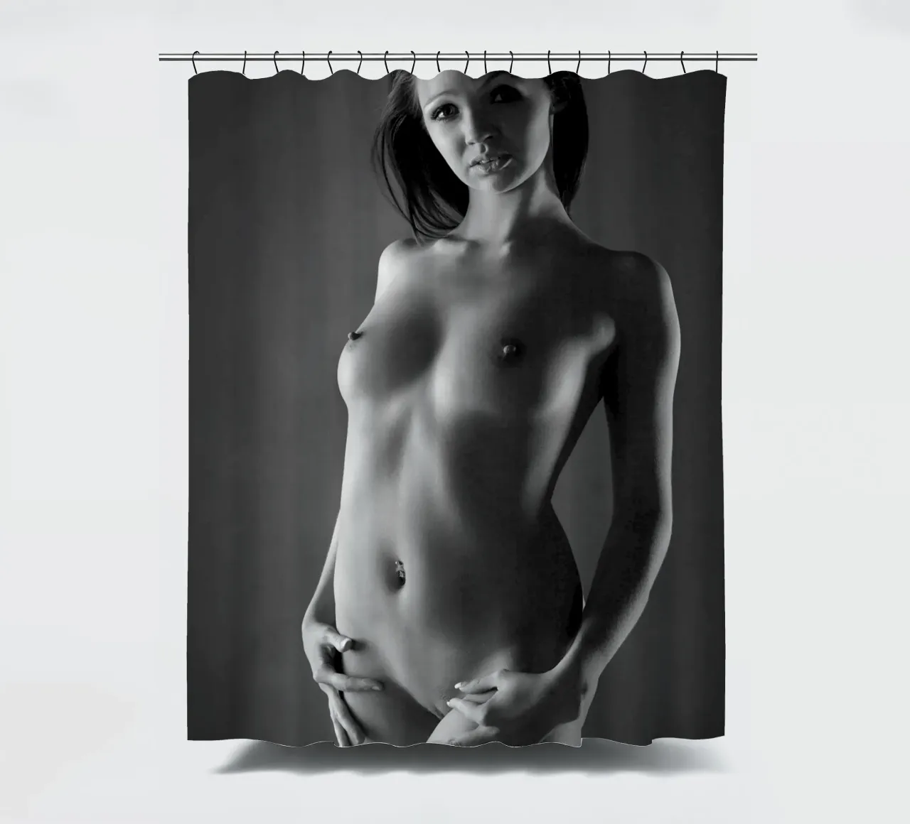 Milly Mono Duschvorhang von Dave Hare Photography