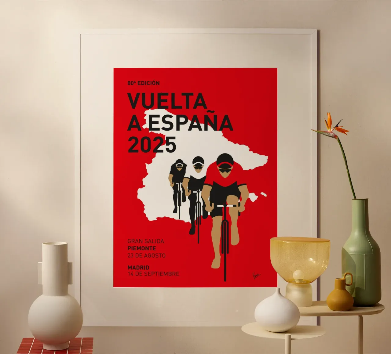 VUELTA A ESPANA POSTER 2025 poster con telaio in plastica da Cycling Art