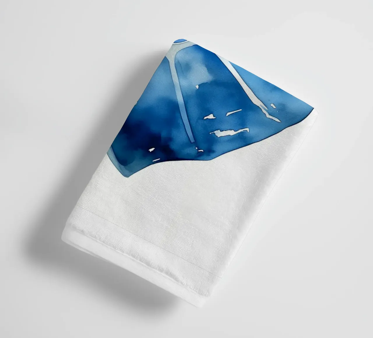Zachte nautilusschelp badhanddoek van Carinaprint