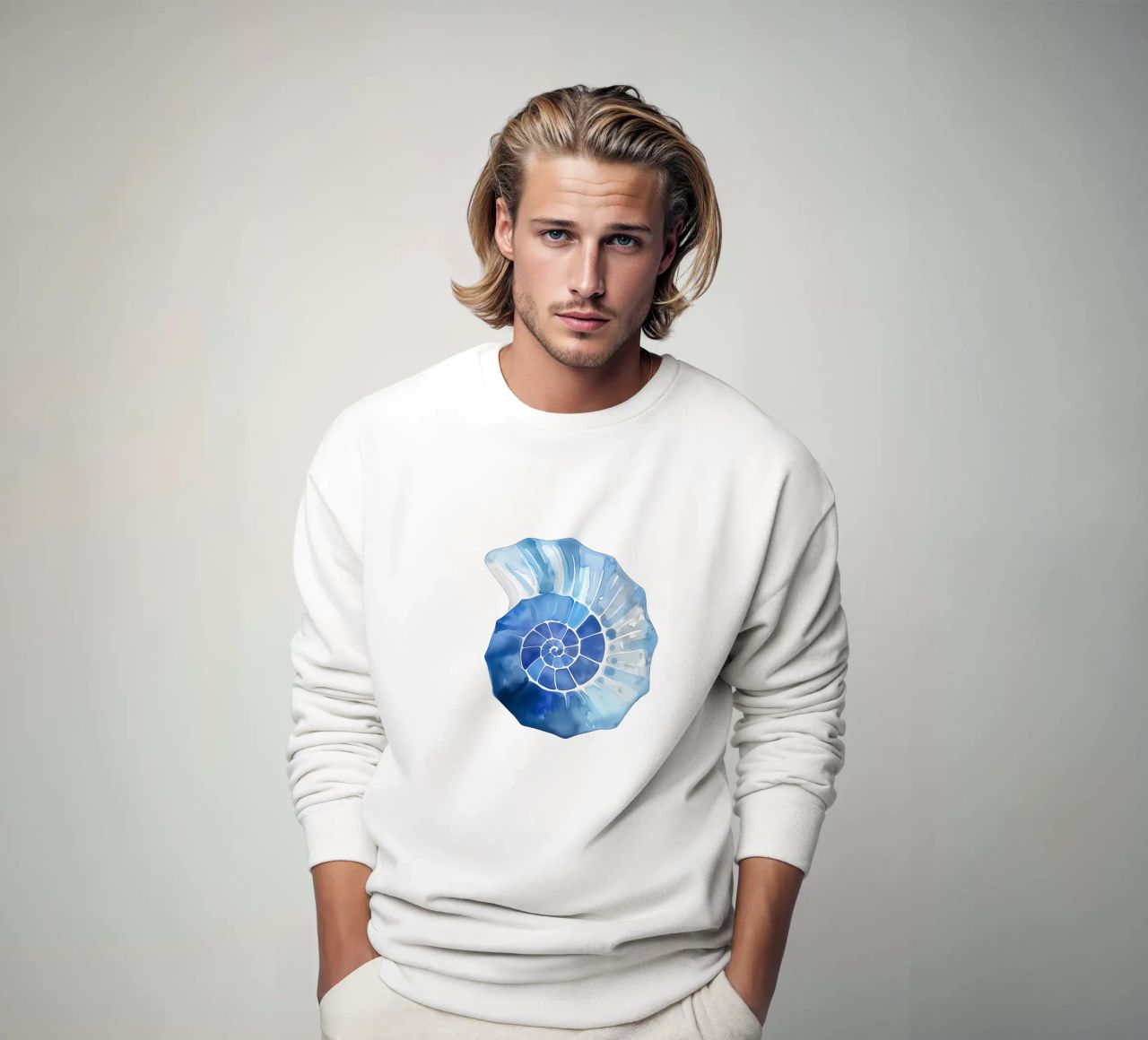 Sanfte Nautilus Muschelmuster Sweatshirt von Carinaprint