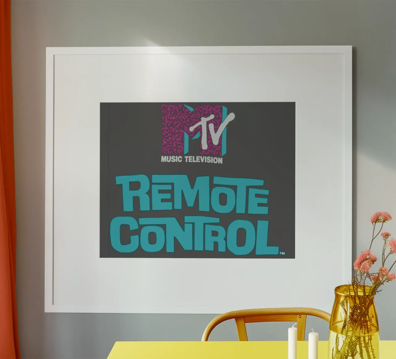 Telecomando MTV, televisione musicale degli anni '80 poster con telaio in plastica da Ettyhmoz