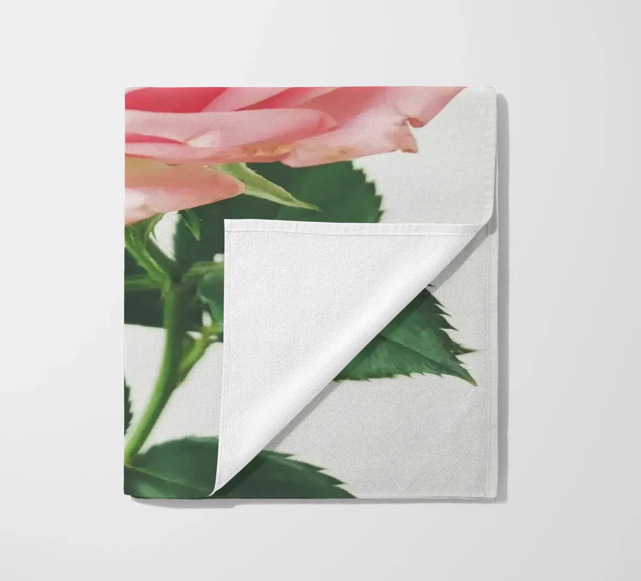 Lenteroos strandhanddoek van Cassia Beck Photography