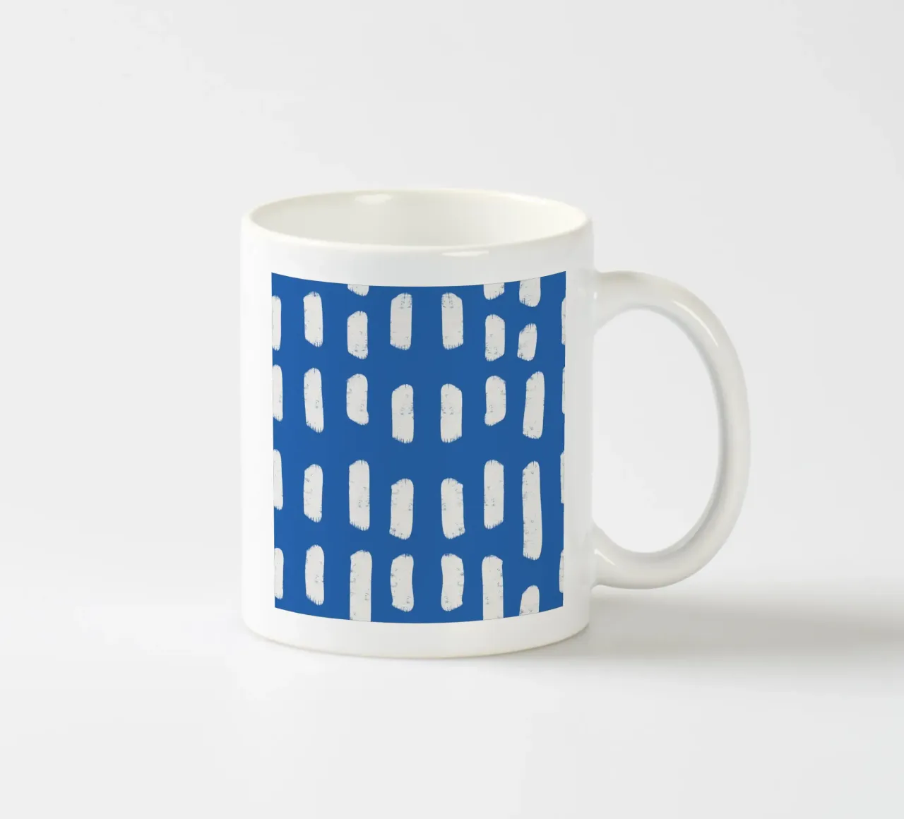 Pennellate di blu - Astratto costiero tazza in ceramica da susanacosta